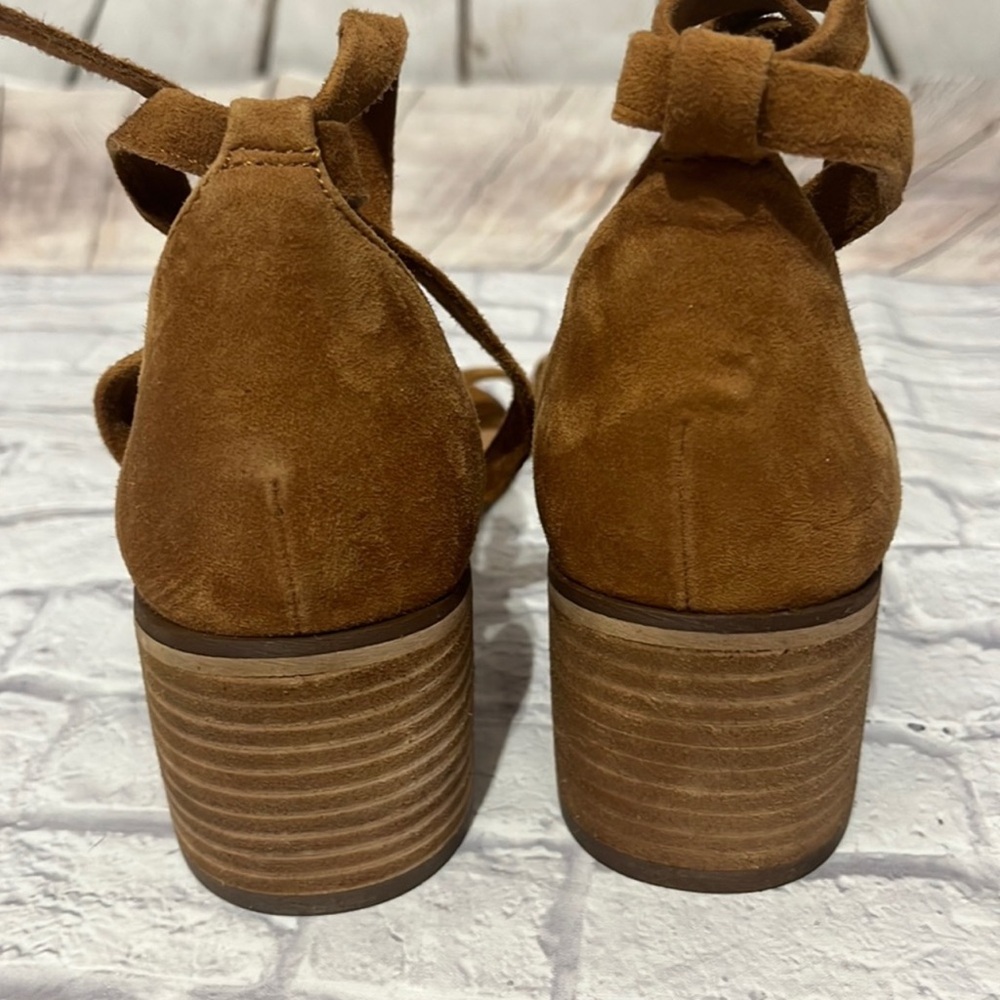 Steve Madden Tan Sandals with Ankle Tie - Picture 6 of 9